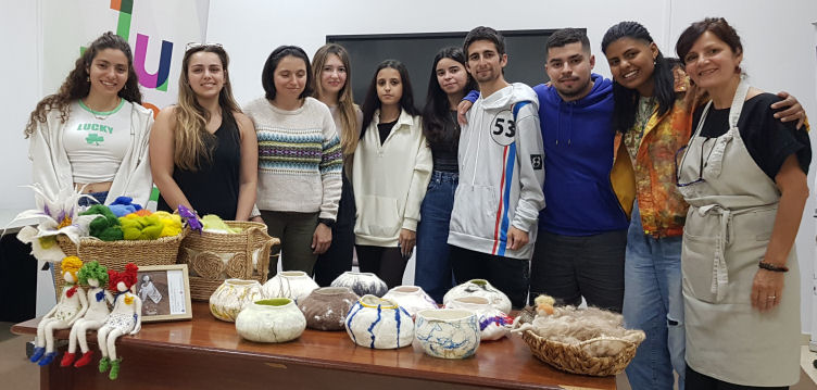 Imagen de Taller juvenil de cuenco artesanal de...