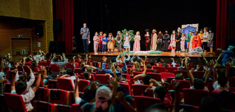 700 niños y niñas participan en la XII Muestra de Teatro Escolar “Ciudad de Arucas” 