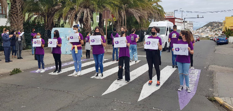 
												Imagen de Arucas conmemora el 8M con la campaña...