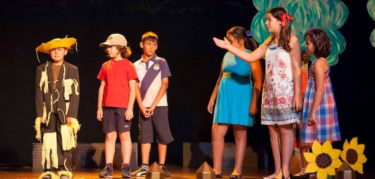 Más de 100 escolares participan de la Muestra de Teatro Escolar ‘Ciudad de Arucas’