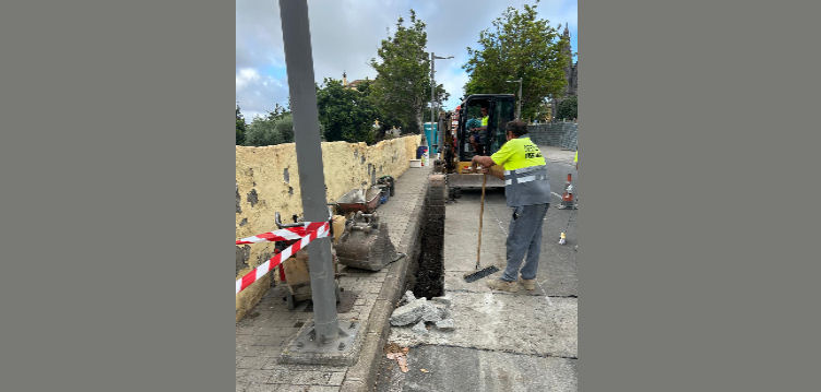 Imagen de El Ayuntamiento acomete obras de...