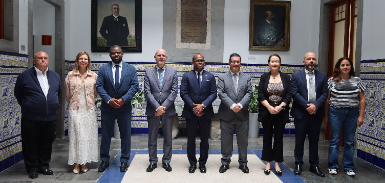 Imagen de Arucas recibe la visita institucional ...